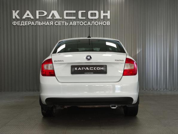 Skoda Rapid I Рестайлинг с пробегом 2017 года, цена 879 000 рублей, 215055 км, лифтбек, Автокод Объявления