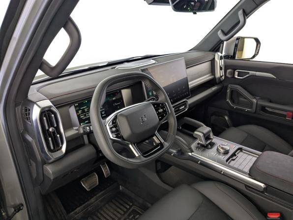 JETOUR T2 с пробегом 2024 года, цена 3 700 000 рублей, 1694 км, внедорожник, Автокод Объявления