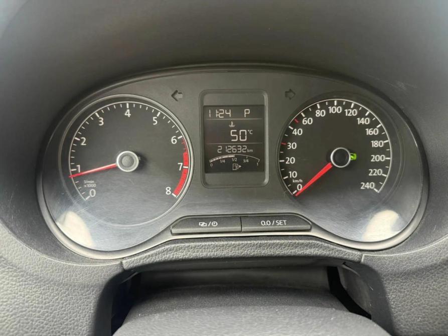 Volkswagen Polo V Рестайлинг Ростов-на-Дону  - изображение 13