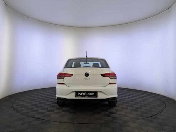 Volkswagen Polo VI с пробегом 2022 года, цена 1 550 000 рублей, 58455 км, лифтбек, Автокод Объявления