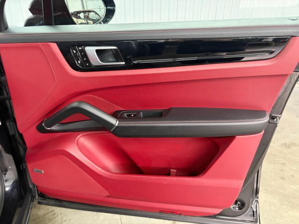 Porsche Cayenne III с пробегом 2018 года, цена 5 697 000 рублей, 85189 км, внедорожник, Автокод Объявления