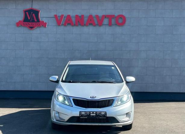 Kia Rio III с пробегом 2013 года, цена 680 000 рублей, 304341 км, седан, Автокод Объявления