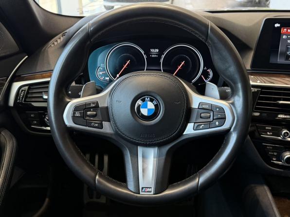 BMW 5 серии VII (G30/G31/G38) с пробегом 2018 года, цена 3 350 000 рублей, 143508 км, седан, Автокод Объявления