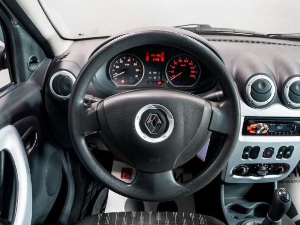 Renault Logan I Рестайлинг с пробегом 2013 года, цена 725 000 рублей, 64112 км, седан, Автокод Объявления