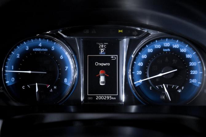 Toyota Camry VII (XV50) Рестайлинг 2 с пробегом 2017 года, цена 2 099 000 рублей, 200268 км, седан, Автокод Объявления