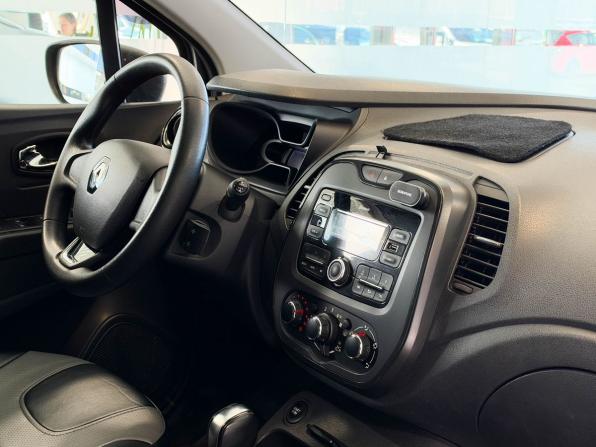 Renault Kaptur I с пробегом 2020 года, цена 1 475 000 рублей, 107052 км, внедорожник, Автокод Объявления