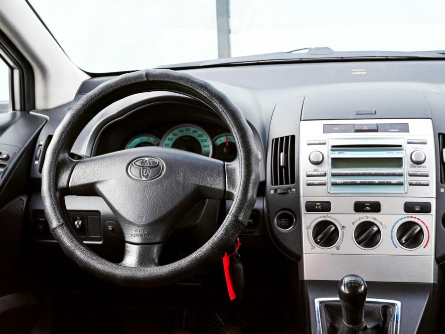 Toyota Corolla Verso I Рестайлинг 2 Екатеринбург  - изображение 17