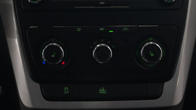 Skoda Yeti I с пробегом 2012 года, цена 695 000 рублей, 237000 км, внедорожник, Автокод Объявления