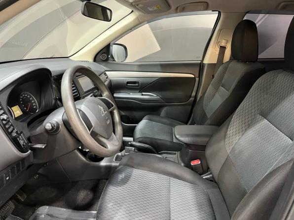 Mitsubishi Outlander III Рестайлинг 2 с пробегом 2015 года, цена 1 560 000 рублей, 131188 км, внедорожник, Автокод Объявления