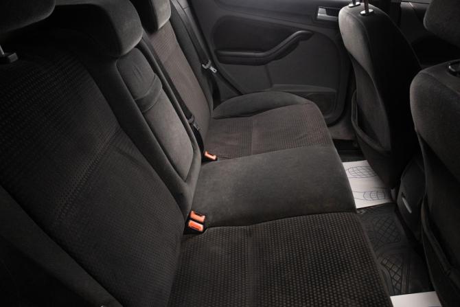Ford Focus II с пробегом 2006 года, цена 359 000 рублей, 269112 км, седан, Автокод Объявления