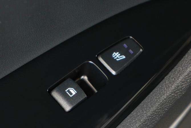 Kia Sportage V с пробегом 2023 года, цена 3 299 000 рублей, 118000 км, внедорожник, Автокод Объявления