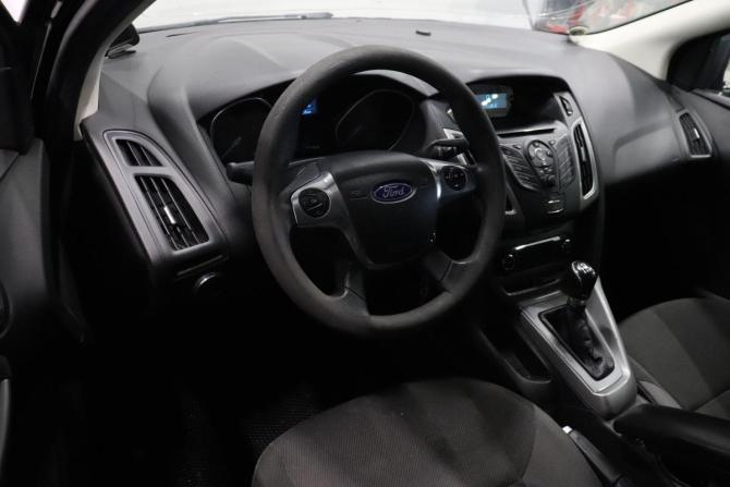 Ford Focus III с пробегом 2012 года, цена 595 000 рублей, 321528 км, седан, Автокод Объявления