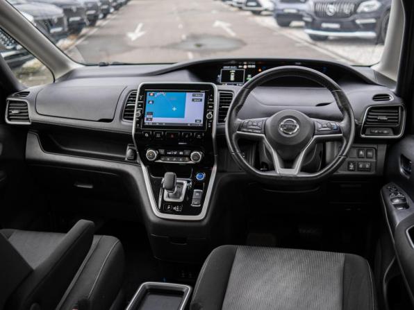 Nissan Serena V (C27) с пробегом 2018 года, цена 2 199 000 рублей, 127534 км, минивэн, Автокод Объявления