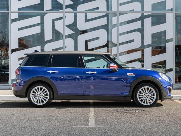 Mini Clubman II с пробегом 2018 года, цена 1 629 000 рублей, 124677 км, универсал, Автокод Объявления