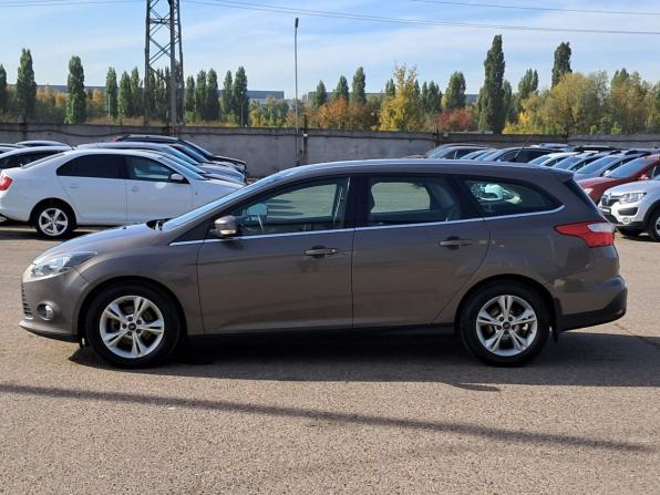 Ford Focus III с пробегом 2013 года, цена 720 000 рублей, 174145 км, универсал, Автокод Объявления