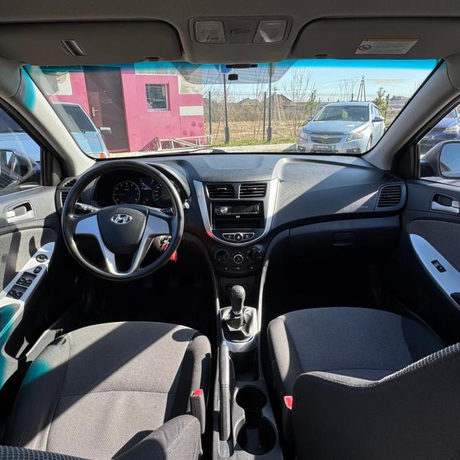 Hyundai Solaris I Нижнекамск  - изображение 13