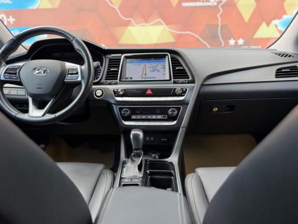 Hyundai Sonata VII (LF) Рестайлинг с пробегом 2019 года, цена 2 150 000 рублей, 78148 км, седан, Автокод Объявления
