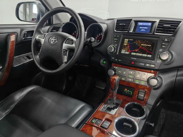 Toyota Highlander II (XU40) Рестайлинг с пробегом 2011 года, цена 1 999 000 рублей, 186179 км, внедорожник, Автокод Объявления
