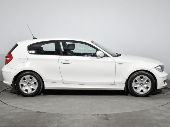 BMW 1 серии I (E81/E82/E87/E88) Рестайлинг с пробегом 2011 года, цена 1 350 000 рублей, 50408 км, хэтчбек, Автокод Объявления