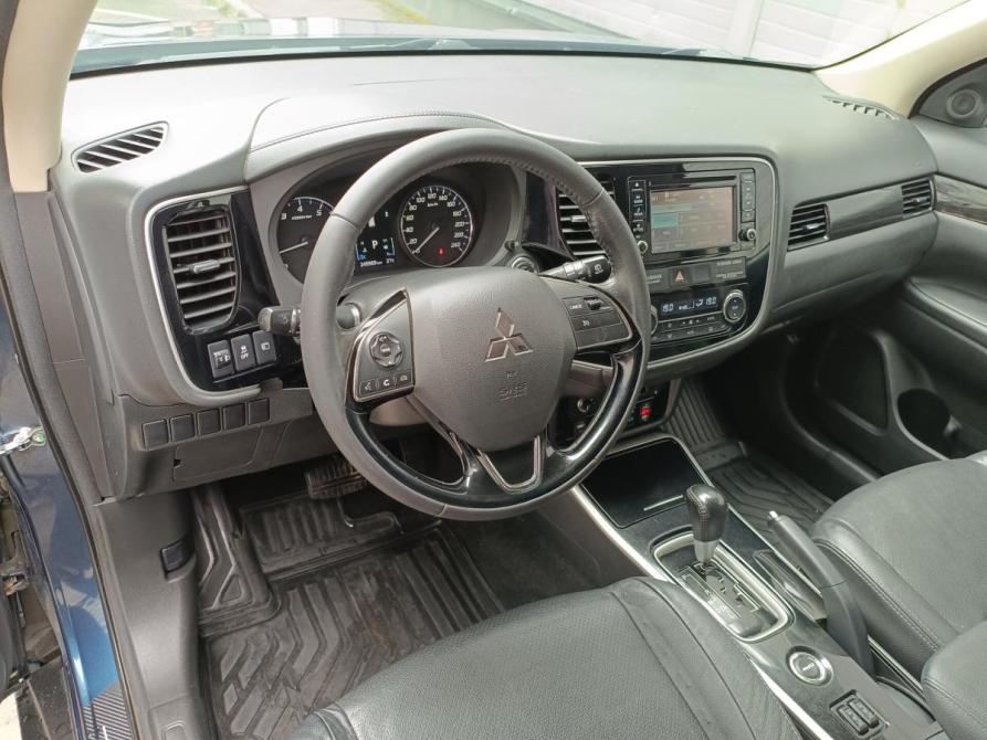 Mitsubishi Outlander III Рестайлинг 2 Санкт-Петербург  - изображение 9