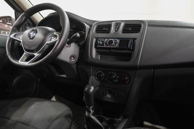 Renault Logan II Рестайлинг с пробегом 2021 года, цена 499 000 рублей, 318000 км, седан, Автокод Объявления