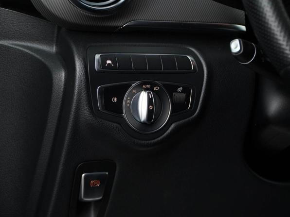 Mercedes-Benz V-Класс III (W447) Рестайлинг с пробегом 2019 года, цена 4 698 050 рублей, 105288 км, минивэн, Автокод Объявления