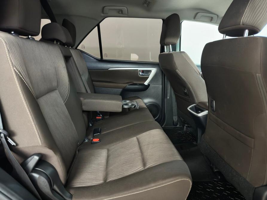 Toyota Fortuner II Москва  - изображение 13