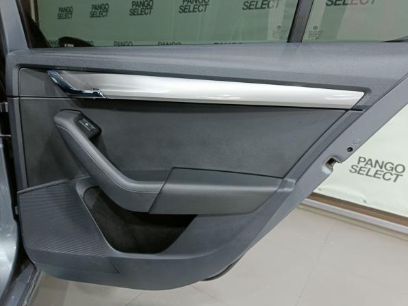 Skoda Octavia III (A7) Рестайлинг с пробегом 2018 года, цена 1 575 000 рублей, 118000 км, лифтбек, Автокод Объявления