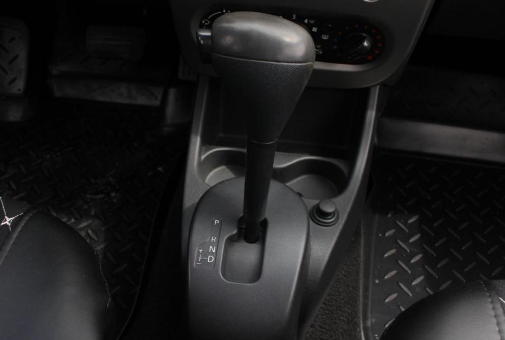Renault Logan I Рестайлинг Саратов  - изображение 23