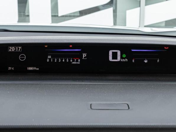 Honda Stepwgn V Рестайлинг с пробегом 2018 года, цена 2 230 000 рублей, 100019 км, минивэн, Автокод Объявления