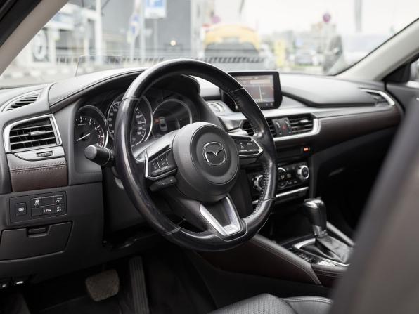 Mazda 6 III (GJ) Рестайлинг с пробегом 2017 года, цена 2 350 000 рублей, 100717 км, седан, Автокод Объявления