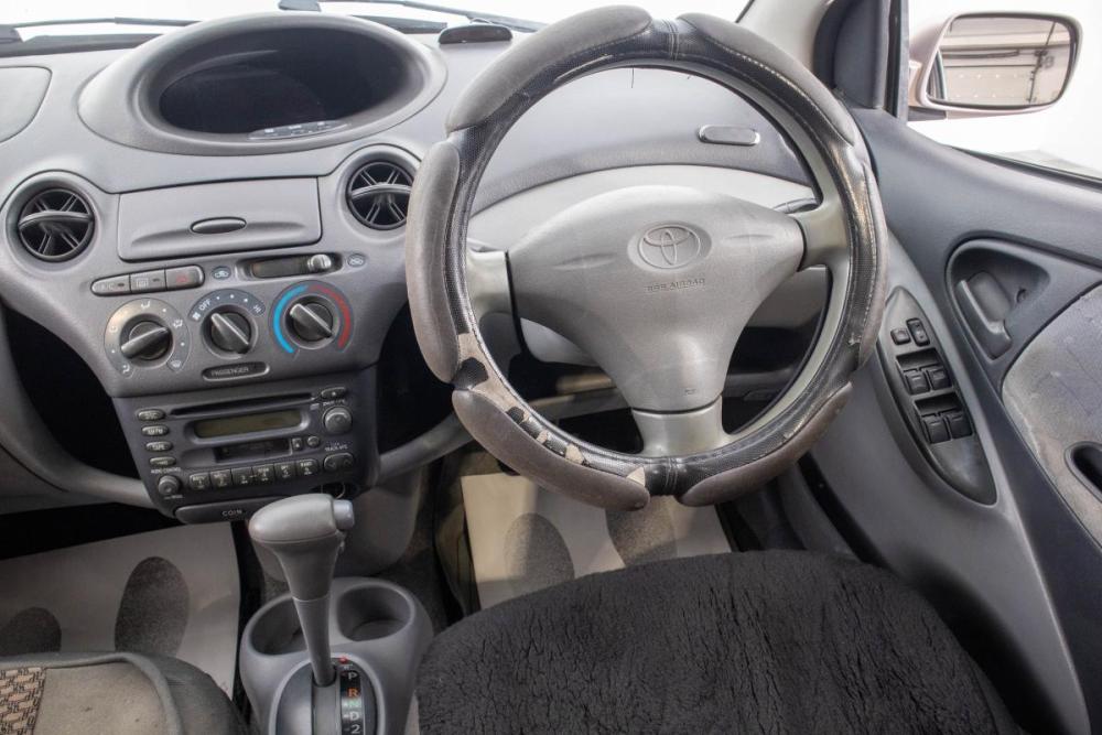 Toyota Vitz I (P10) Барнаул  - изображение 15