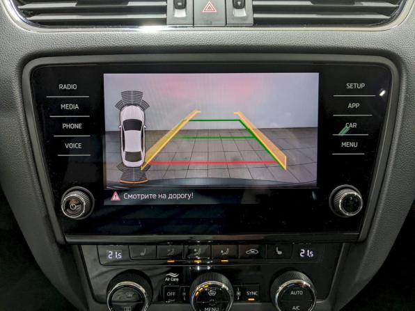 Skoda Octavia III (A7) Рестайлинг с пробегом 2019 года, цена 2 190 000 рублей, 92323 км, лифтбек, Автокод Объявления