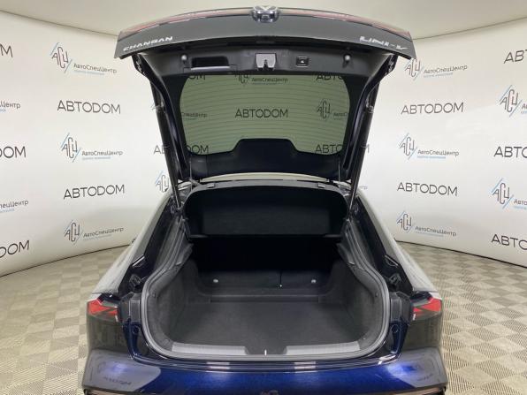 Changan UNI-V I с пробегом 2022 года, цена 1 789 900 рублей, 102046 км, лифтбек, Автокод Объявления