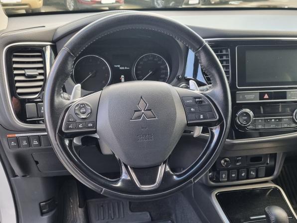 Mitsubishi Outlander III Рестайлинг 3 с пробегом 2020 года, цена 2 990 000 рублей, 78522 км, внедорожник, Автокод Объявления