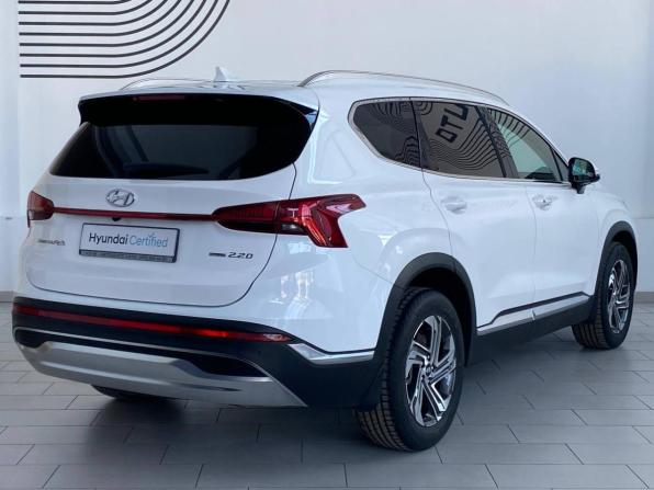 Hyundai Santa Fe IV Рестайлинг с пробегом 2022 года, цена 4 599 000 рублей, 16420 км, внедорожник, Автокод Объявления