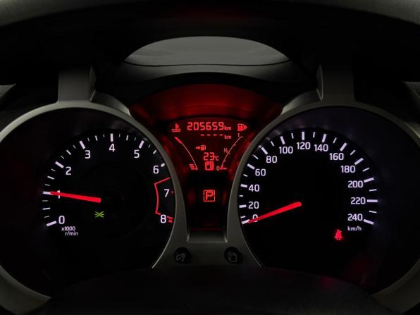 Nissan Juke I с пробегом 2014 года, цена 1 077 000 рублей, 205657 км, внедорожник, Автокод Объявления