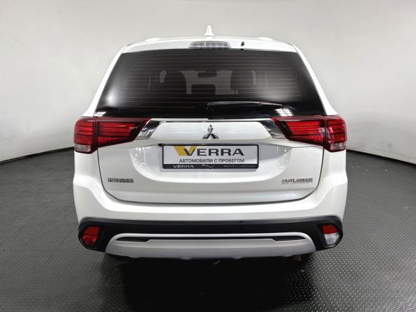 Mitsubishi Outlander III Рестайлинг 3 с пробегом 2019 года, цена 2 290 000 рублей, 109460 км, внедорожник, Автокод Объявления