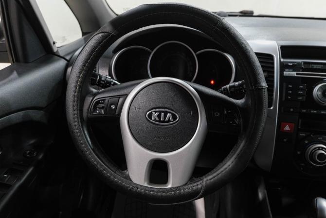 Kia Venga I с пробегом 2011 года, цена 749 000 рублей, 220000 км, компактвэн, Автокод Объявления