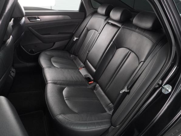 Hyundai Sonata VII (LF) Рестайлинг с пробегом 2019 года, цена 1 834 070 рублей, 110749 км, седан, Автокод Объявления