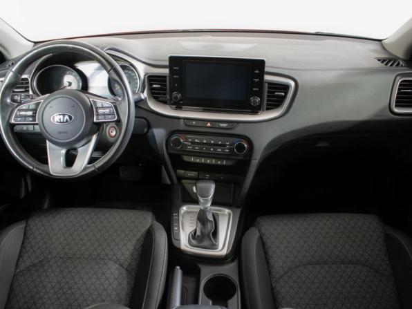 Kia Ceed III с пробегом 2020 года, цена 1 690 000 рублей, 54449 км, хэтчбек, Автокод Объявления