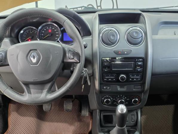 Renault Duster I Рестайлинг с пробегом 2015 года, цена 850 000 рублей, 195290 км, внедорожник, Автокод Объявления