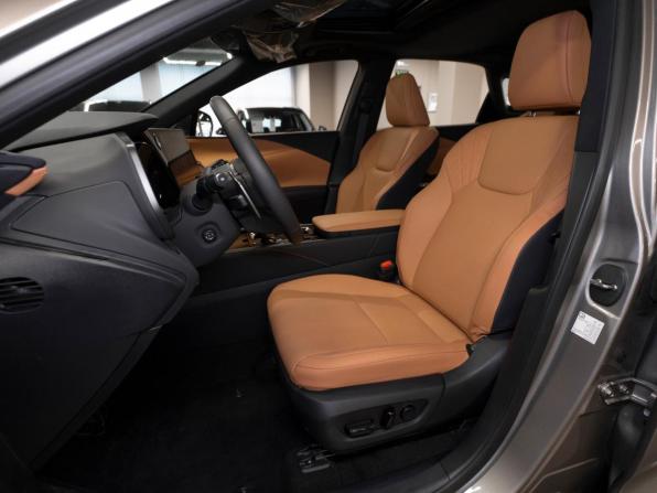 Lexus RX V с пробегом 2026 года, цена 7 750 000 рублей, 50 км, внедорожник, Автокод Объявления