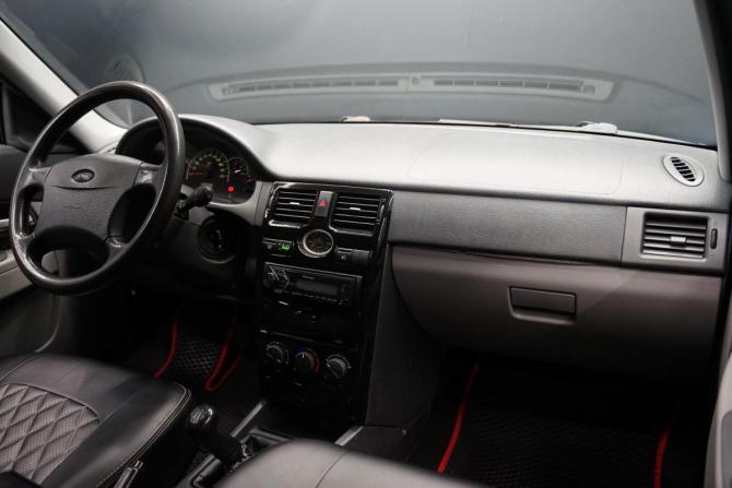 Lada (ВАЗ) Priora I с пробегом 2010 года, цена 380 000 рублей, 260870 км, хэтчбек, Автокод Объявления
