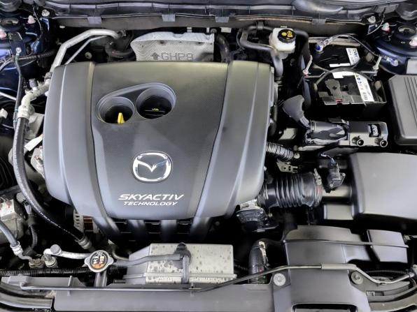 Mazda 6 III (GJ) Рестайлинг с пробегом 2018 года, цена 2 050 000 рублей, 69700 км, седан, Автокод Объявления