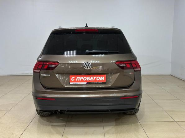 Volkswagen Tiguan II с пробегом 2017 года, цена 2 030 000 рублей, 167980 км, внедорожник, Автокод Объявления