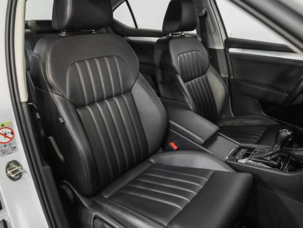 Skoda Superb III с пробегом 2018 года, цена 1 799 000 рублей, 142200 км, лифтбек, Автокод Объявления