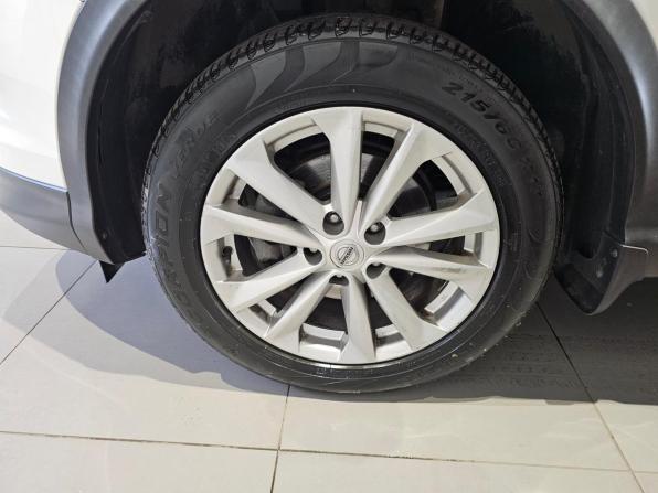 Nissan Qashqai II с пробегом 2018 года, цена 1 549 000 рублей, 121623 км, внедорожник, Автокод Объявления