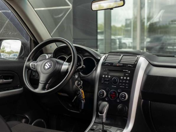 Suzuki Grand Vitara II Рестайлинг с пробегом 2010 года, цена 1 050 000 рублей, 196495 км, внедорожник, Автокод Объявления