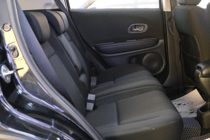 Honda Vezel I с пробегом 2014 года, цена 1 619 000 рублей, 200100 км, внедорожник, Автокод Объявления